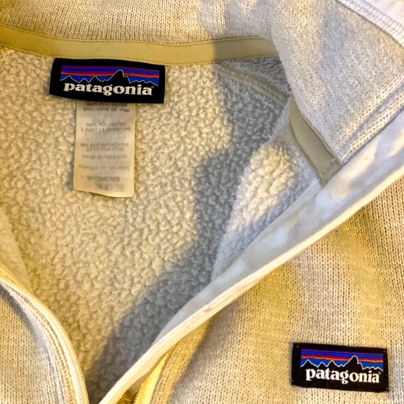 Patagonia - women’s quarter zip pull over fleece - Picture 3 of 3